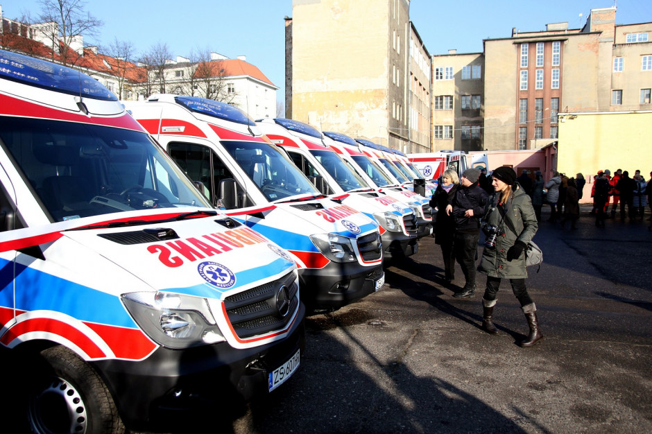 Wojewódzka Stacja Pogotowia Ratunkowego w Szczecinie Operatorka numeru 112: ludzie dzwonią po poradę prawną albo z powodu awarii samochódu...