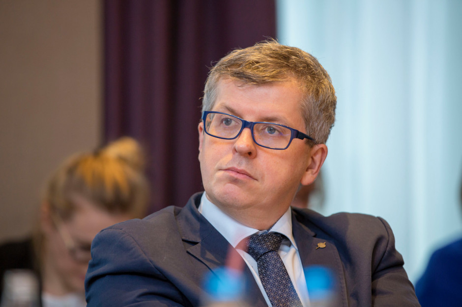 Na zdj. prof. Piotr Rutkowski, kierownik Kliniki Nowotworów Tkanek Miękkich, Kości i Czerniaków w Centrum Onkologii-Instytucie w Warszawie. Fot. archiwum (zdjęcie ilustracyjne) Eksperci: w leczeniu czerniaka z przerzutami najskuteczniejsze są kombinacje leków