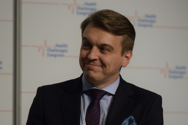 Dr Michał Brzeziński z Zakładu Zdrowia Publicznego i Medycyny Społecznej Gdańskiego Uniwersytetu Medycznego. Fot. PTWP HCC 2018: samorządom potrzebne jest wsparcie "z góry"