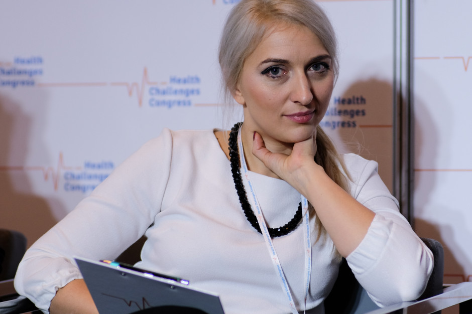 Magdalena Kocierz-Woznowska: - Palenie tytoniu jest powodem 30 proc. ryzyka sercowo-naczyniowego. Fot. PTWP Eksperci: palenie papierosów uszkadza serce i sprzyja POChP