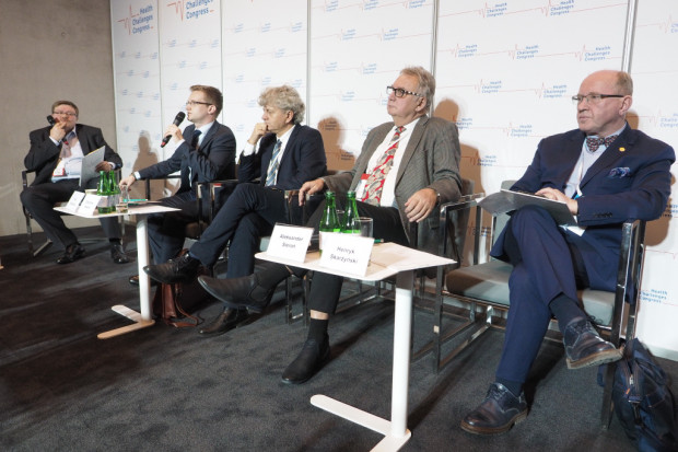 Podczas sesji pt. "Czy technologia zastąpi lekarza?", HCC 2018; FOT. PTWP Prof. Skarżyński: technologia nie wyręczy lekarza, ale może mu bardzo pomóc