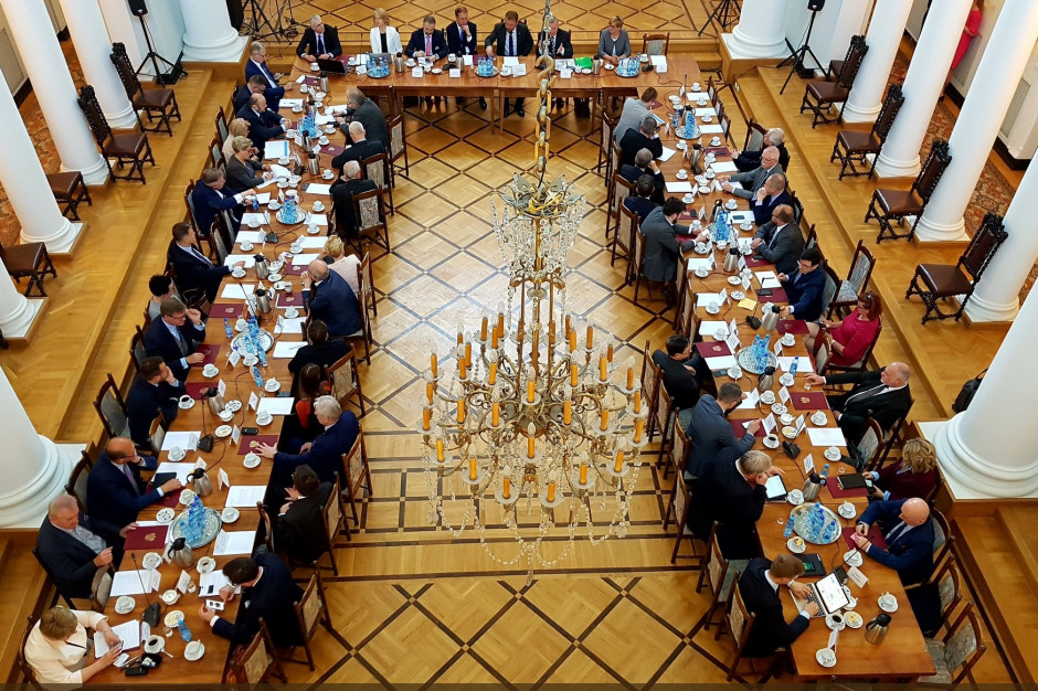 Podczas spotkania społecznej Rady Programowej debaty "Wspólnie dla zdrowia"; FOT. MZ/Twitter Debata o zdrowiu: jest rada programowa, znamy miasta i tematy kolejnych spotkań