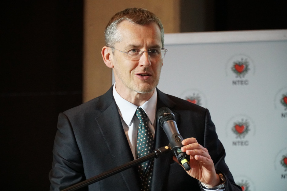 Prof. Wojciech Wojakowski, kierujący III Oddziałem Kardiologii w GCM; FOT. PTWP Katowice: wszczepiają zastawki wykorzystując system wirtualnej rzeczywistości