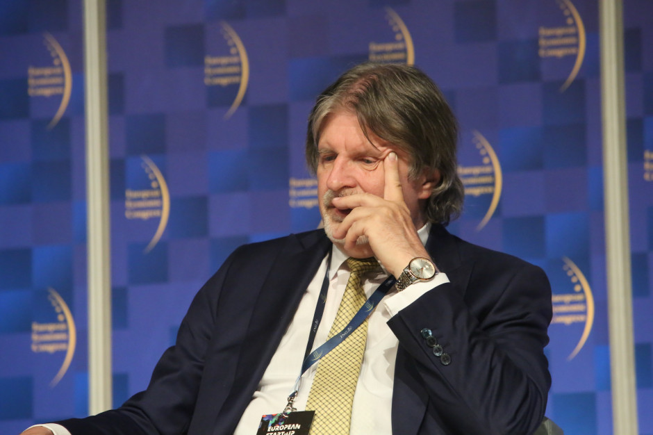 Poseł Andrzej Sośnierz: - Ważne decyzje systemowe nie są podejmowane na podstawie analizy danych. Fot PTWP Sośnierz: w zdrowiu brakuje danych do podejmowania decyzji systemowych