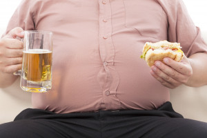 "Epidemia otyłości" częstszą przyczyną niektórych nowotworów niż palenie
