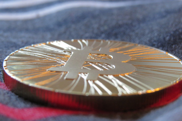 Handlowanie elektronicznymi walutami lub aktywami jak bitcoin może się przerodzić w behawioralne uzależnienie - uważają eksperci. Fot. Antana/Flickr(CC BY-SA 2.0) Leczą uzależnienie od kryptowalut. To choroba?
