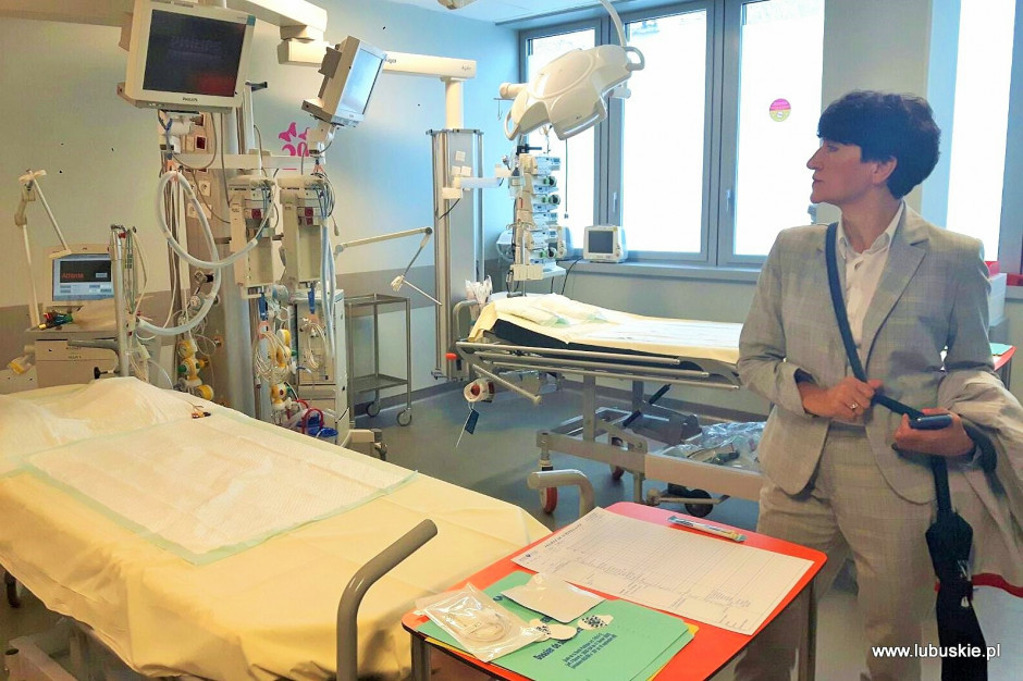 Wizyta lubuskiej delegacji w Paryżu. Fot. Materiały prasowe Francja: blisko 4 tys. nowych infekcji koronawirusem, tygodniowa średnia zakażeń 2621
