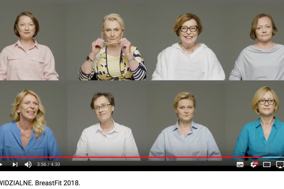 W spocie kampanii pacjentki opowiadają o swoich doświadczeniach związanych z chorobą. Fot. Fundacji OnkoCafe-Razem Lepiej/YouTube Pacjentki z zaawansowanym rakiem piersi w najnowszym spocie kampanii BreastFit