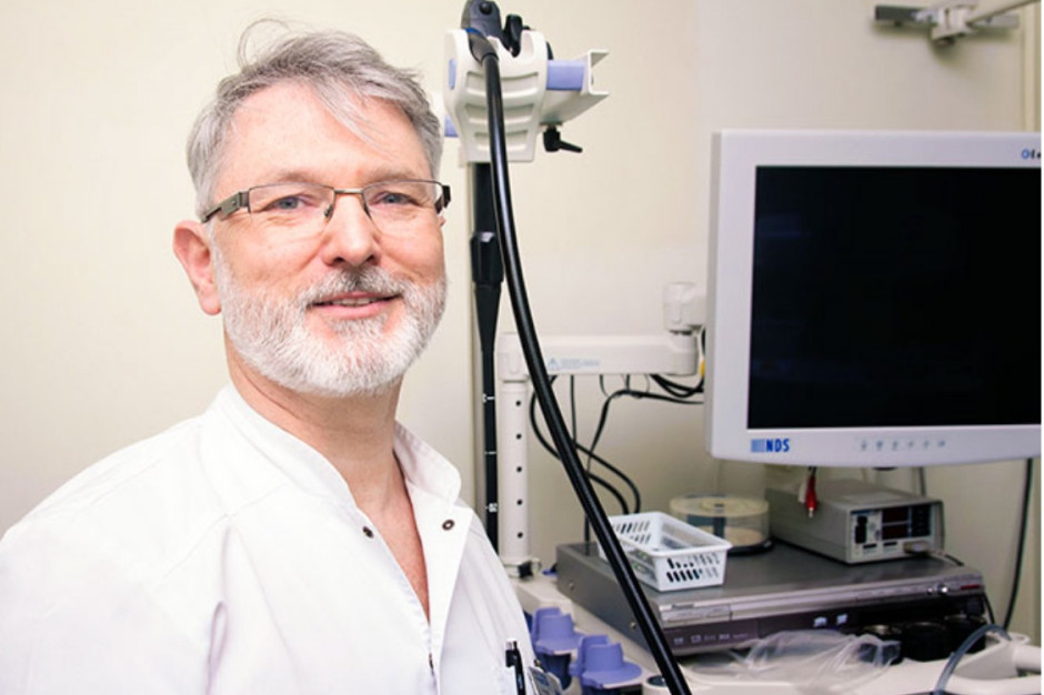 Dr Tomasz Romańczyk; FOT. Materiały prasowe Tychy: zabiegi enteroskopii dwubalonowej w chorobach dróg żółciowych