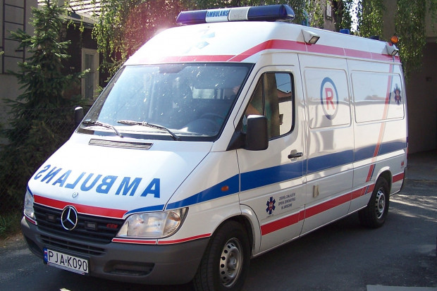 Obecnie jarociński szpital ma na stanie dwie karetki typu ''S''. Po zakupie nowej stara zostanie wycofana z użytku. Fot. Materiały prasowe Jarocin: wojewoda dał pieniądze na nową karetkę