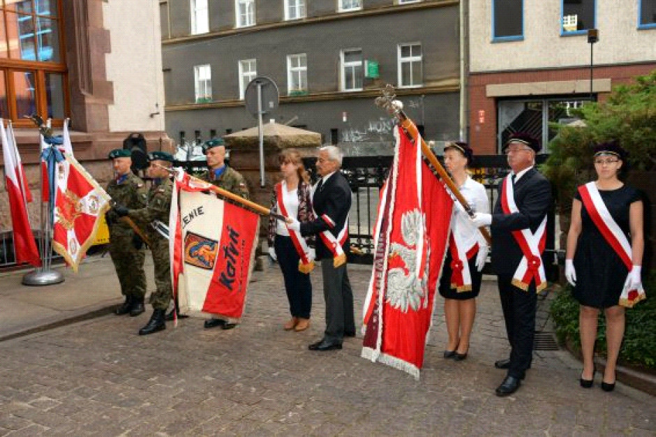 Szczecin: upamiętniono pracowników służby zdrowia - ofiary zbrodni katyńskiej. Fot. pum.edu.pl Szczecin: upamiętniono pracowników służby zdrowia - ofiary zbrodni katyńskiej