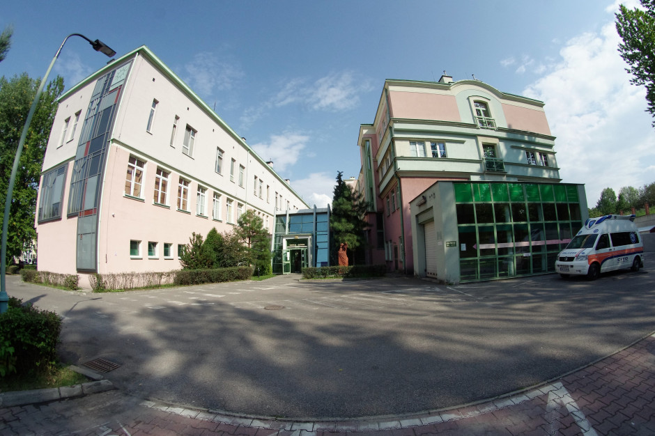 Centrum Pediatrii w Sosnowcu obniżono umowę na poradnię zdrowia psychicznego dla dzieci aż o 48 proc. Fot. Materiały prasowe NFZ tak tnie kontrakty w psychiatrii, że MZ może nie zdążyć jej zreformować