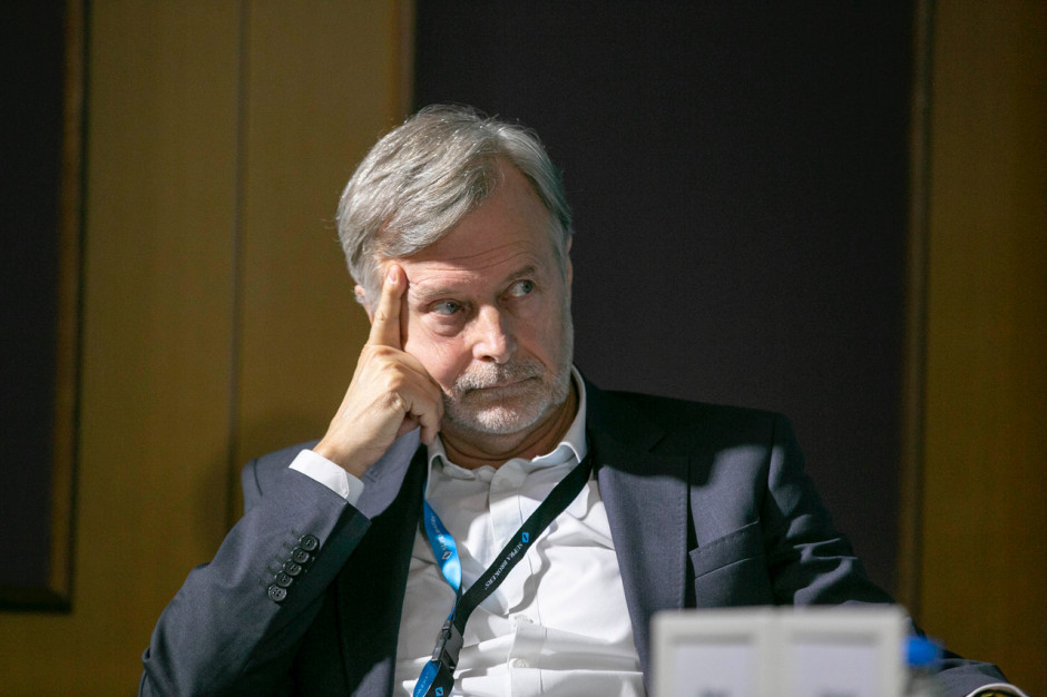 Pod apelem podpisał się m.in. dr Marek Balicki, pełnomocnik ministra zdrowia ds. reformy psychiatrii. Znani psychiatrzy: "Nie świruj, idź na wybory" niesie poniżający przekaz