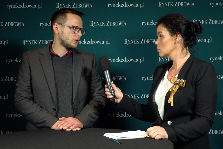 Przemysław Marszałek, członek zarządu MATIO Fundacja Pomocy Rodzinom i Chorym na Mukowiscydozę. Fot. PTWP Dzieciom z mukowiscydozą potrzebny jest dostęp do leczenia przyczynowego