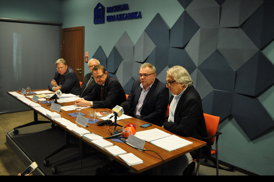 28 listopada 2018 r., konferencja prasowa Porozumienia Organizacji Lekarskich ws. e-zwolnień; FOT. FPZ E-zwolnienia są obowiązkowe. Organizacje lekarzy: politycy zignorowali nasze stanowisko