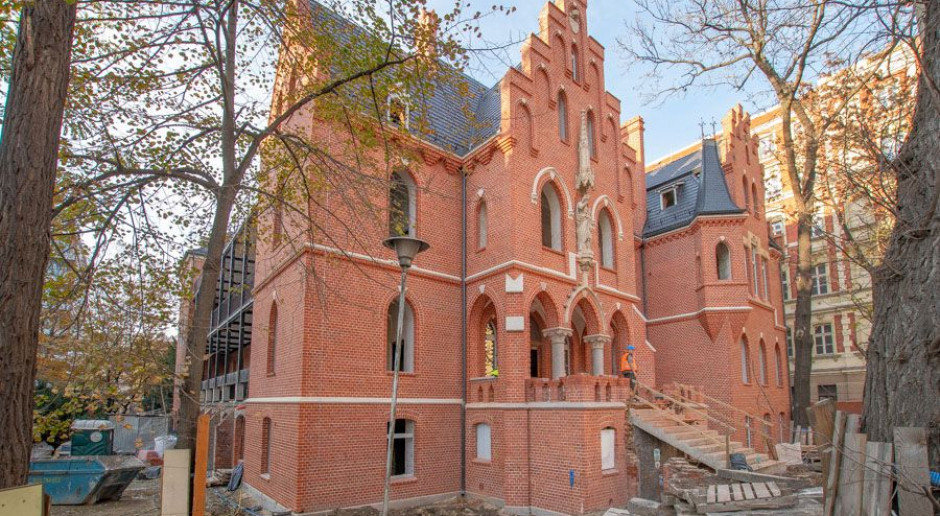 Wrocław: w dawnym szpitalu powstają luksusowe apartamenty 