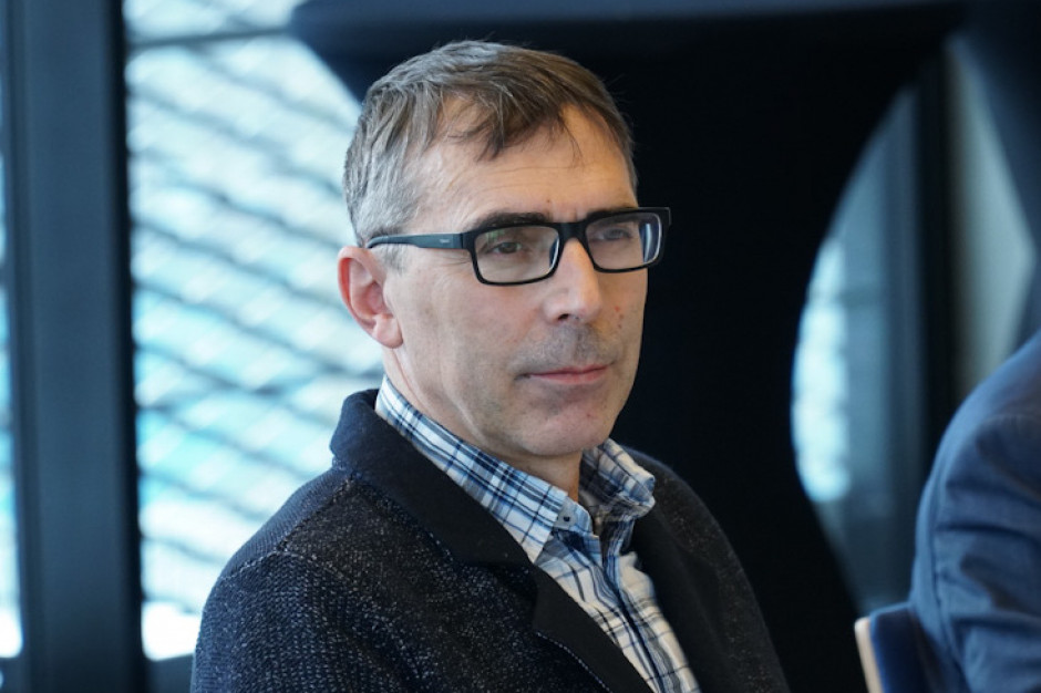 Dr Marek Paściak, kierownik oddziału IV urazowo-ortopedycznego w Wojewódzkim Szpitalu Chirurgii Urazowej w Piekarach Śląskich. Fot. PTWP/Michał Oleksy. Operacyjne leczenie stenoz i złamań kręgosłupa możliwe u coraz starszych pacjentów