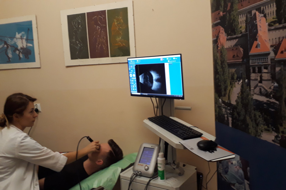 Fot. Szpital Specjalistyczny w Krakowie (materiały prasowe) Kraków: nowoczesny aparat USG dla oddziału okulistyki