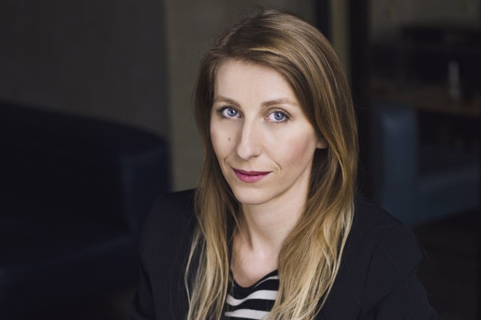Katarzyna Janiszewska, autorka książki ''Ja nie leczę, ja uzdrawiam. Prawdziwa twarz polskich bioenergoterapeutów''. Fot. Andrzej Banaś Polacy chodzą do 100 tys. uzdrowicieli, bo zapotrzebowanie na nadzieję jest ogromne
