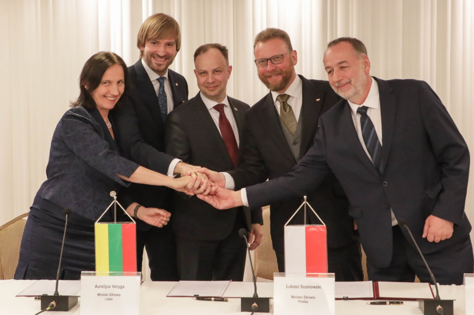 Podpisanie memorandum o współpracy w dziedzinie uczciwych i przystępnych cen leków. Fot. MZ MZ: memorandum o współpracy w dziedzinie uczciwych i przystępnych cen leków podpisane