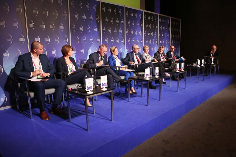 Podczas sesji "Samorządy w systemie opieki zdrowotnej" na EEC 2019; FOT. PTWP Mamy ustawę o zdrowiu publicznym, profilaktyka jest modna, a żyjemy krócej