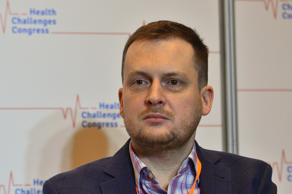 Dr Bartosz Szetela; FOT. PTWP Eksperci: musimy zacząć traktować test na HIV podobnie jak morfologię krwi