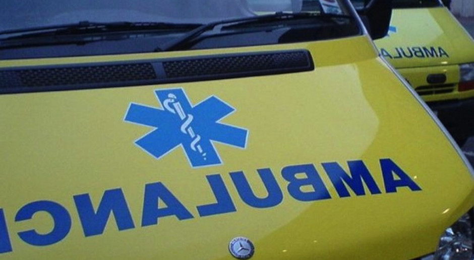 Ministerstwo Zdrowia każe malować karetki na żółto i zmieni mundury ratownikom