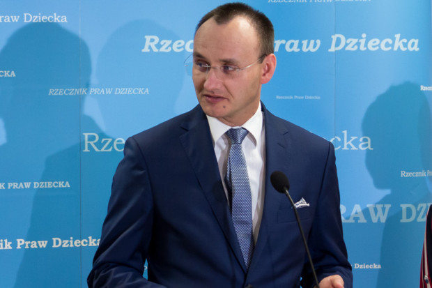 Mikołaj Pawlak, RPD. Fot. Archiwum Rzecznik Praw Dziecka: picie w ciąży ma być przestępstwem