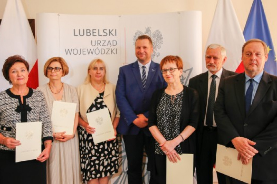 Urząd Wojewódzki Lublin Sala Błękitna Lublin: powołano sześciu nowych konsultantów wojewódzkich