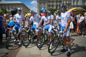Kolarze z cukrzycą ścigają się na Tour de Pologne, promując aktywność fizyczną