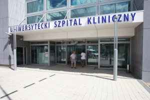 Białystok: Uniwersytecki Szpital Kliniczny wznowił planowe przyjęcia pacjentów