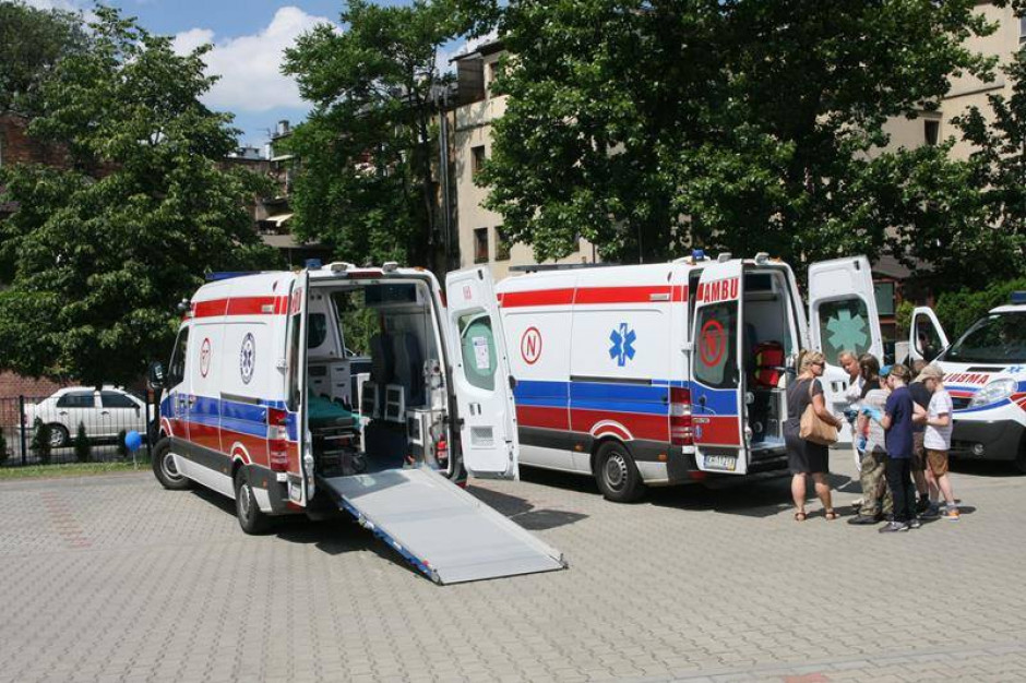 Fot. Krakowskie Pogotowie Ratunkowe (zdjęcie ilustracyjne) Kraków: pogotowie podsumowuje pierwszy dzień akcji ratunkowej po tragedii w Tatrach