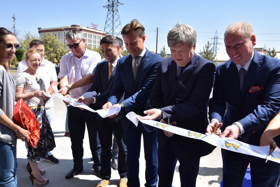 Otwarcie placówki medycznej Centrum Słuchu i Mowy w Szymkencie w Kazachstanie. Fot. mat. prasowe Polscy lekarze zadbają o słuch mieszkańców Kazachstanu i Kirgistanu