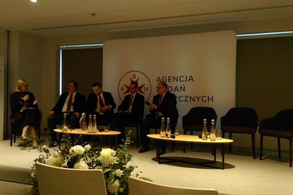 Musimy zmienić sposób implementacji nowych nowych technologii w naszym kraju - mówili uczestnicy spotkania; FOT. PTWP Jasna ścieżka wdrażania innowacji w ochronie zdrowia? Wszystko jeszcze przed nami