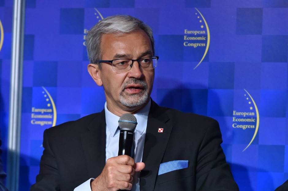 - Chcemy osiągnąć, a nawet przekroczyć 6 proc. wydatków na zdrowie, co znacząco powinno polepszyć tę sytuację - zapewnił minister finansów Jerzy Kwieciński. Fot. PTWP Minister finansów: sytuacja w placówkach służby zdrowia zależy od ich szefów