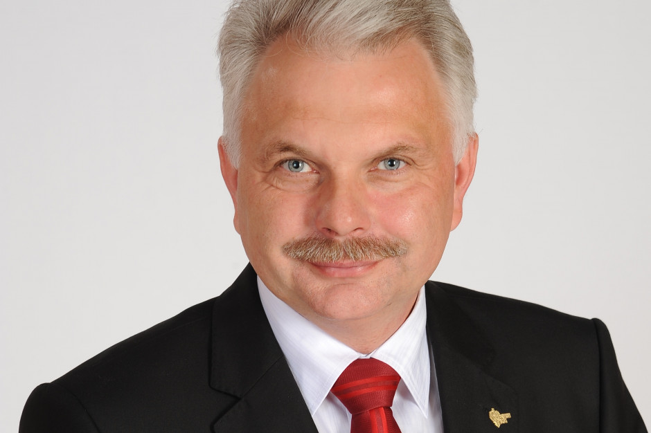 Waldemar Kraska: -W ciągu ostatniej doby do szpitali trafiło 800 pacjentów. FOT. Arch PTWP Kraska: utrzymuje się trend wzrostowy zakażeń, wtorek i środa pokażą na jakim poziomie
