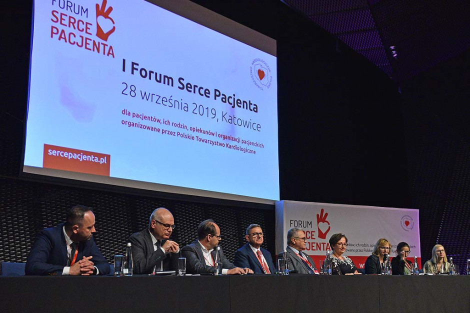 Podczas debaty otwierającej I Forum "Serce Pacjenta" w Katowicach; FOT. PTWP Eksperci: partnerstwo kardiologów i pacjentów jest koniecznością