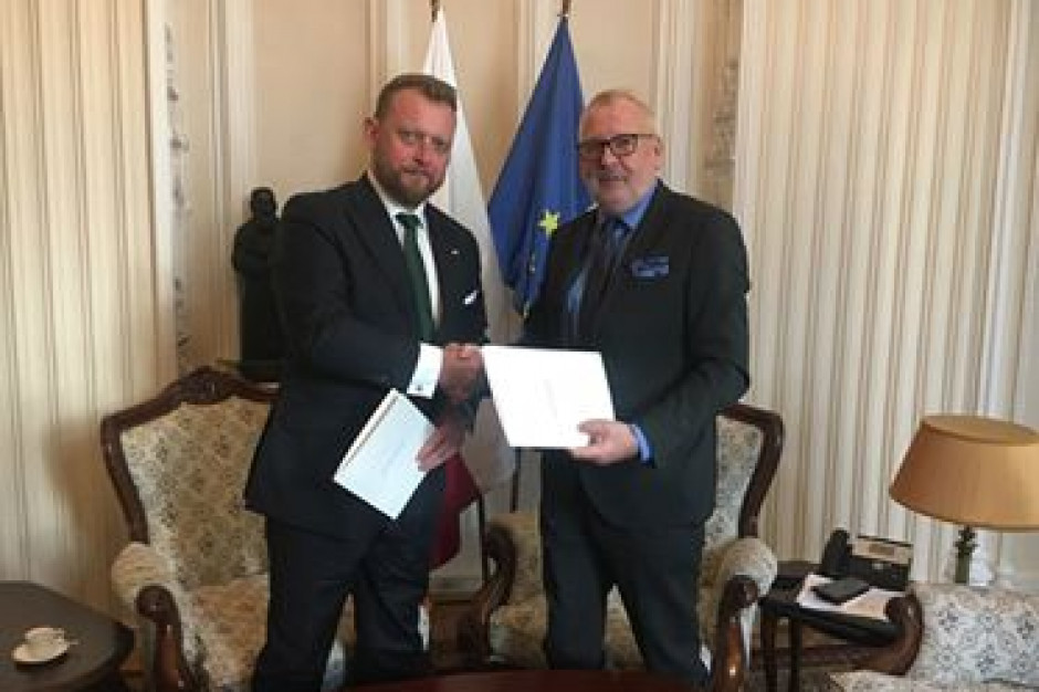 Oświadczenie w tej sprawie podpisali minister zdrowia i prezes NRL Fot. MZ Oświadczenie ministra zdrowia i prezesa Naczelnej Rady Lekarskiej ws. wpisu "Stop Nop"