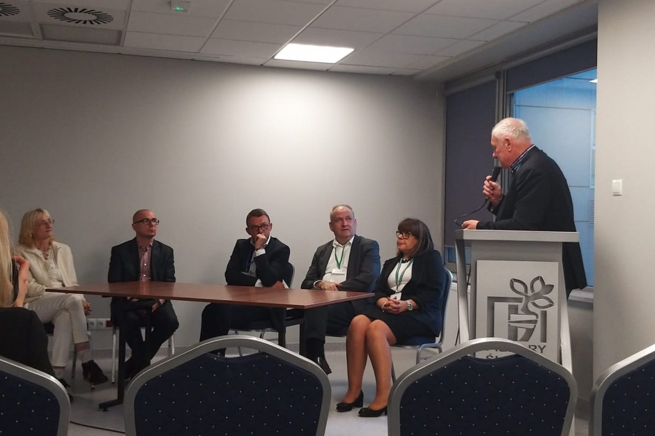 Podczas konferencji Konferencja "Szybka i wiarygodna genetyczna diagnostyka mikrobiologiczna"; FOT. Organizator Piekary Śląskie: eksperci o znaczeniu genetycznej diagnostyki mikrobiologicznej