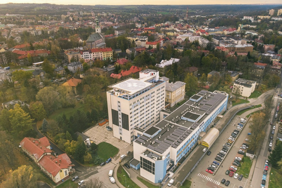 Szpital Śląski w Cieszynie wystąpił do wojewody o zgodę na czasowe zawieszenie w drugiej połowie sierpnia działalności oddziałów ginekologiczno-położniczego i neonatologicznego. Fot. archiwum Szpital w Cieszynie zawiesi na dwa tygodnie działalność dwóch oddziałów, nie chodzi o COVID-19