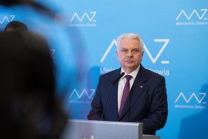 Wiceminister zdrowia przyznaje, że nie wie, dlaczego Polacy nie chcą się szczepić