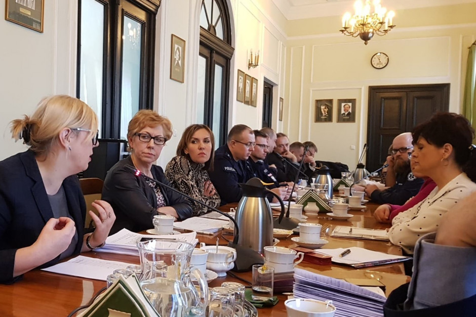 OZZPiP w trakcie spotkania przedstawił wniosek o opracowanie procedury ministra zdrowia w zakresie przeciwdziałania agresji w podmiotach leczniczych. Fot. OZZPiP OZZPiP raportuje po spotkaniu resorcie zdrowia ws. agresji w podmiotach leczniczych