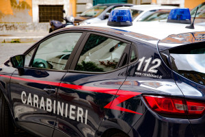 Włochy: 94-latek zadzwonił po karabinierów, bo czuł się samotny