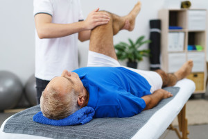 NFZ zmienia zarządzenie ws. rehabilitacji i leczenia osób w śpiączce. Są nowe taryfy