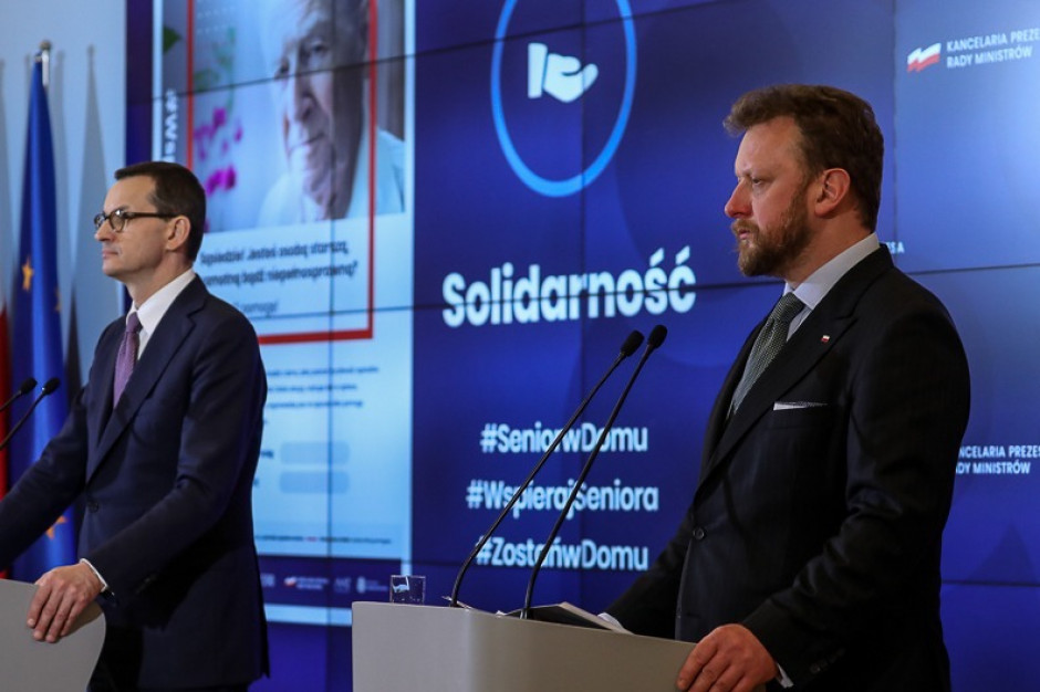 Premier Morawieck i minister Szumowski na konferencji prasowej ws. koronawirusa, 20 marca 2020 r.; FOT. Adam Guz/KPRM/Twitter Rząd: wprowadzamy w Polsce stan epidemii, będzie zdalna kontrola kwarantanny