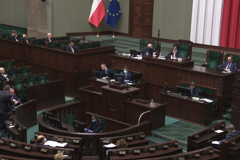 Fot. archiwum (zdjęcie ilustracyjne) Niedzielski skomentował odroczenie obrad Sejmu: politykierstwo wygrało ze zdrowiem