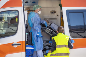 Małopolskie: trzy kolejne szpitale dla zakażonych SARS-CoV-2