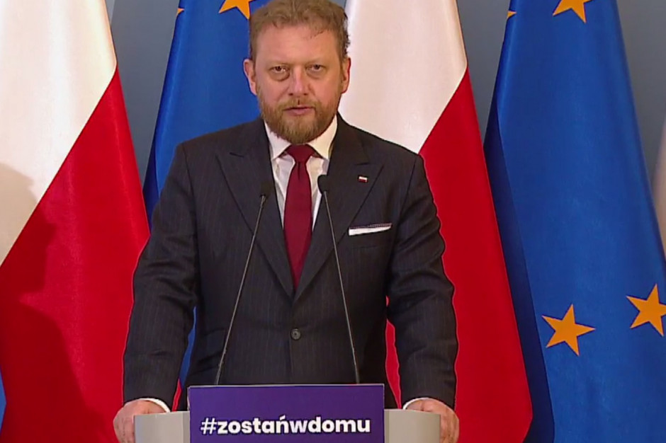Minister zdrowia Łukasz Szumowski na konferencji prasowej dot. koronawirusa (9 kwietnia); FOT. PTWP/YouTube Szumowski: od 16 kwietnia obowiązkowe zasłanianie ust i nosa w miejscach publicznych