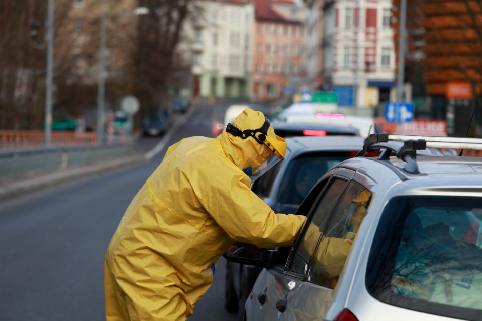 W ciągu ostatniej doby wykonano ponad 21,4 tys. testów Fot. Shutterstock MZ: w ciągu ostatniej doby ponad 21,4 tys. testów na obecność koronawirusa