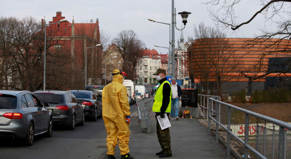 Finlandia: z powodu koronawirusa wracają kontrole graniczne dla podróżnych z Polski